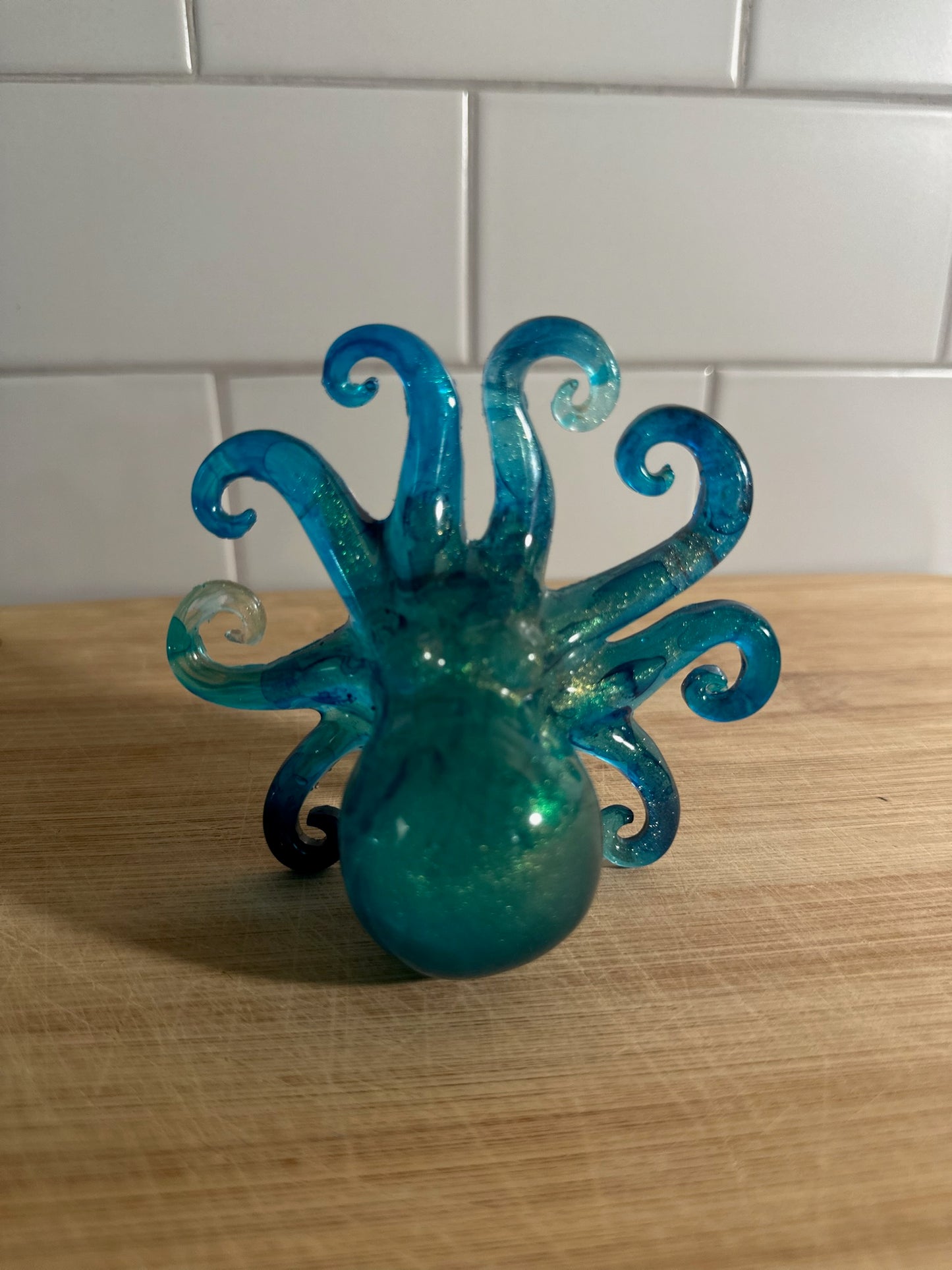 Octopus Ocean Night Light Handmade Resin Lamp with Nautical Charm | Aquarium-themed Decor | Sea Creature