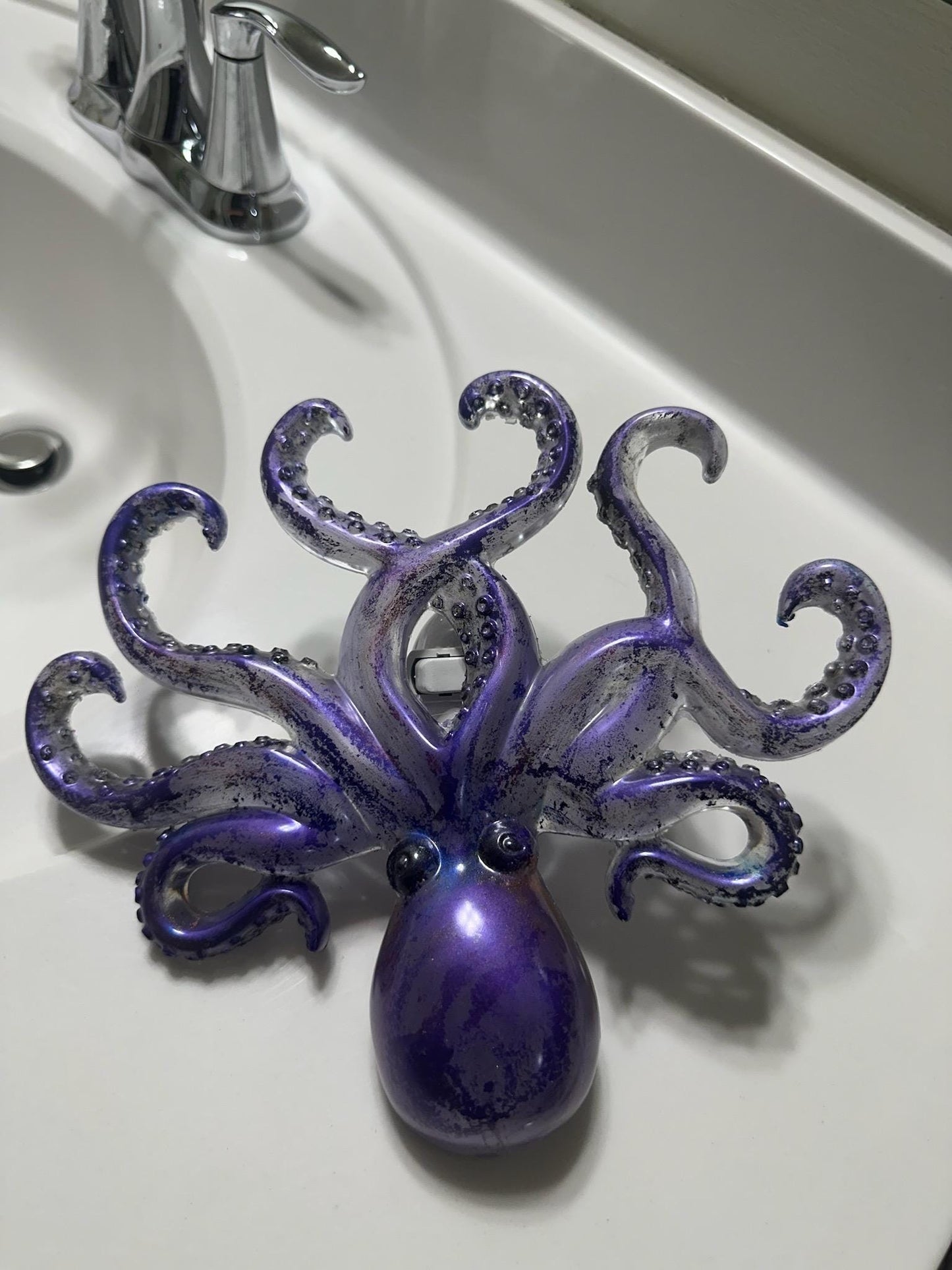 Large Octopus Nightlight Ocean-Themed Handmade Resin Lamp | Statement Coastal Decor | Aquarium-themed Decor