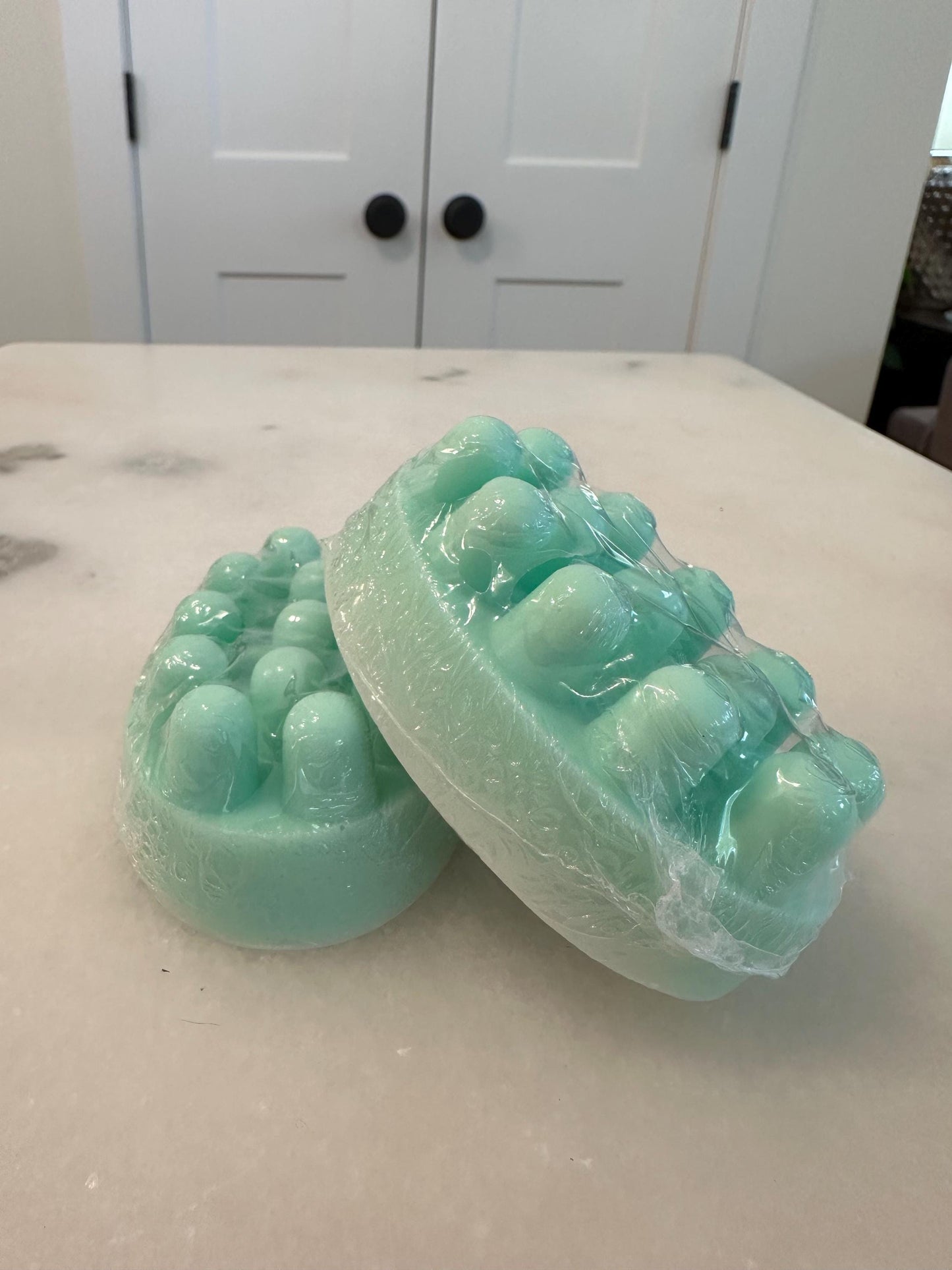 Dog Soap Bar | Deodorizing Pet Soap | Pet Safe, Natural, Gentle & Skin-Soothing Wash for Dogs with Sensitive Skin