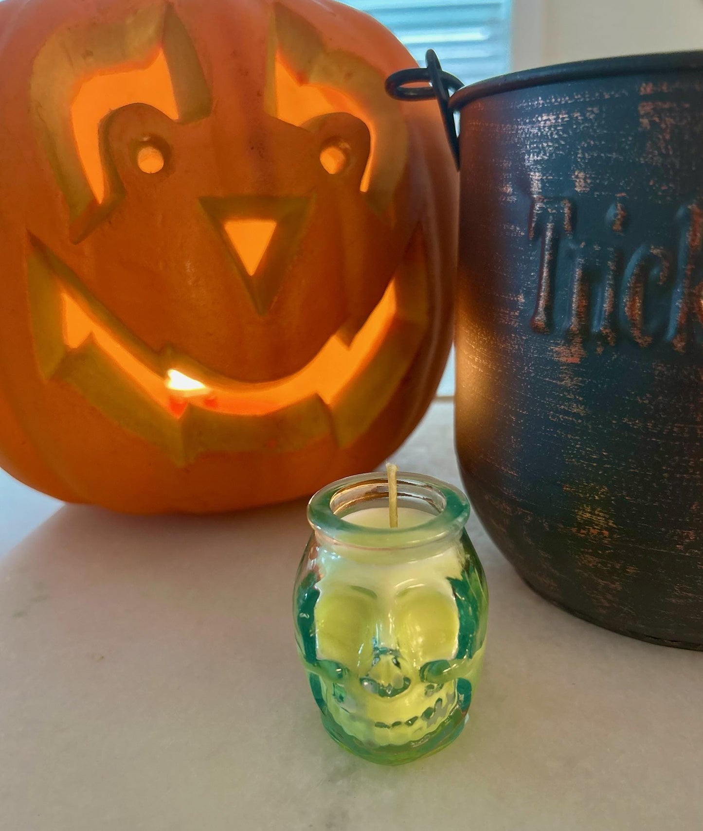 Mini Skull Candle | Halloween Candle  Soy Wax, Soot-Free | Fall + Thanksgiving Decor, Autumn, Wicked + Enchanted Scents | Reusable holder